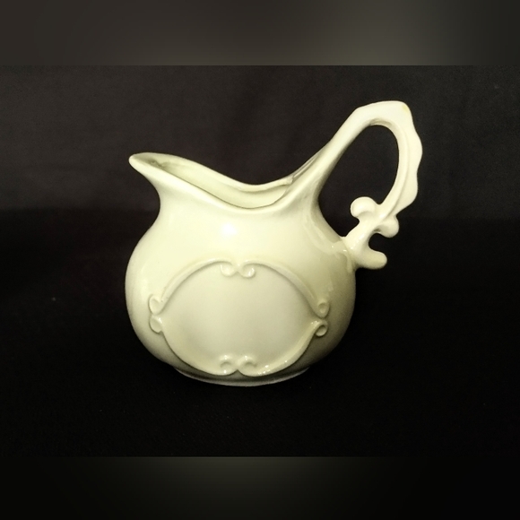 Beautiful Ironstone Mini-Pitcher & Matching Pieces - Artist Signed & Dated 1969 - Picture 4 of 8